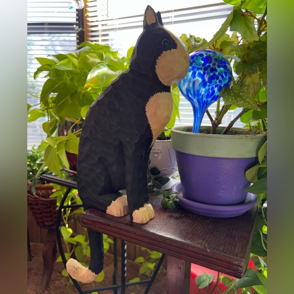 Collectible Carvings hand carved and painted made in the Philippines wooden cat - Picture 13 of 16